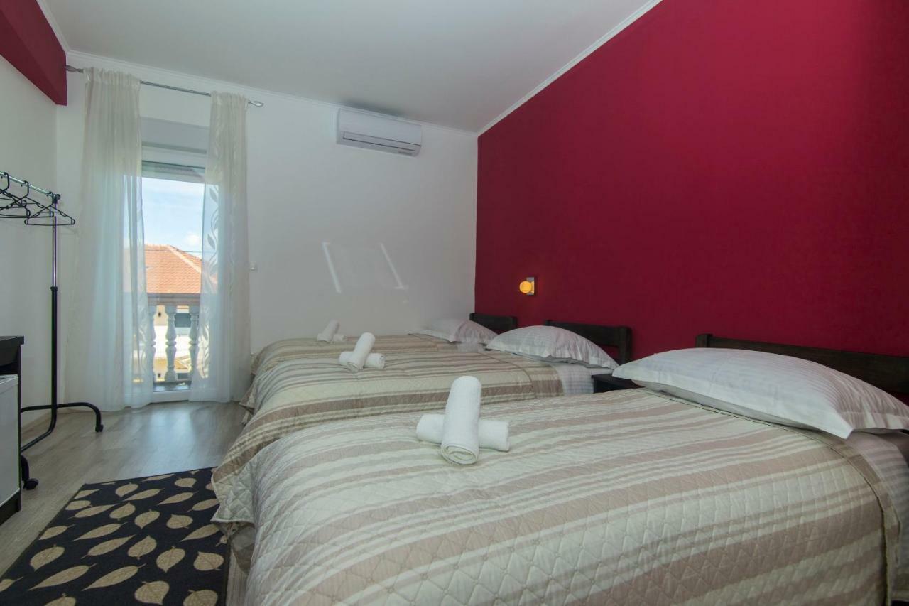 Rooms Marijana Caporice ภายนอก รูปภาพ
